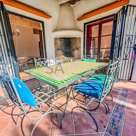 Private And Exclusive 3 Bedroom In
