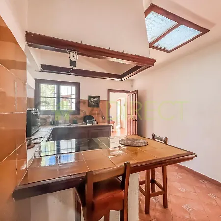 Private And Exclusive 3 Bedroom In *