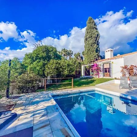 Private And Exclusive 3 Bedroom In Villa