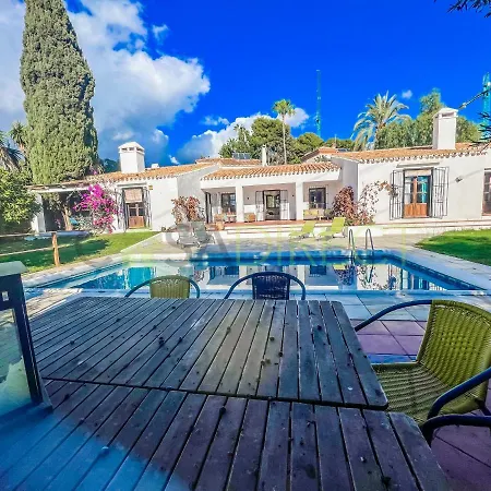 Villa Private And Exclusive 3 Bedroom In Marbella
